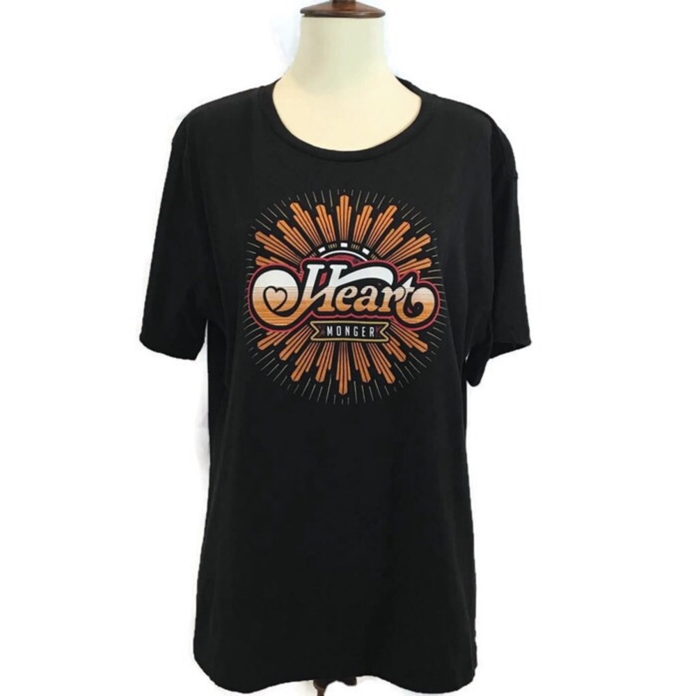Heart Band Monger Wilson Graphic T-Shirt XL